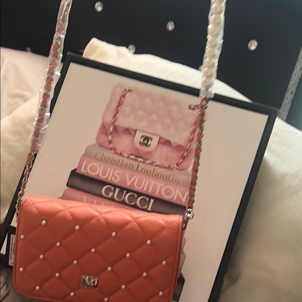 Elegant Coral Badgley Mischka Quilted Handbag